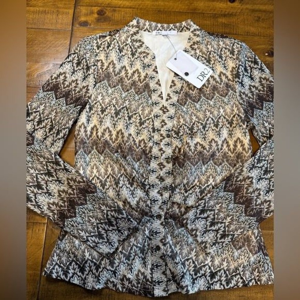 DR2 chevron Print Long Sleeve V-Neck Blouse NWT‎ Size M